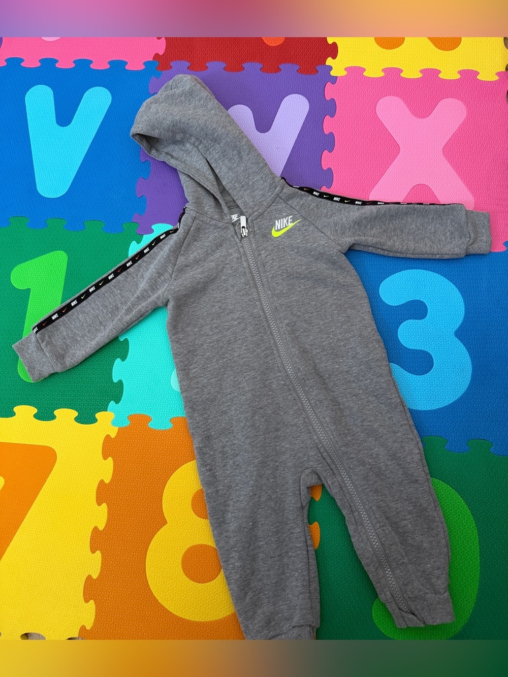 Nike full body zip up
